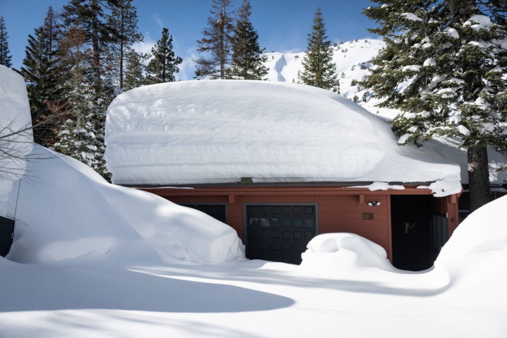 Buried house at Alpine