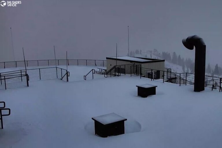 Fresh Snow! - Palisades Tahoe At Lake Tahoe