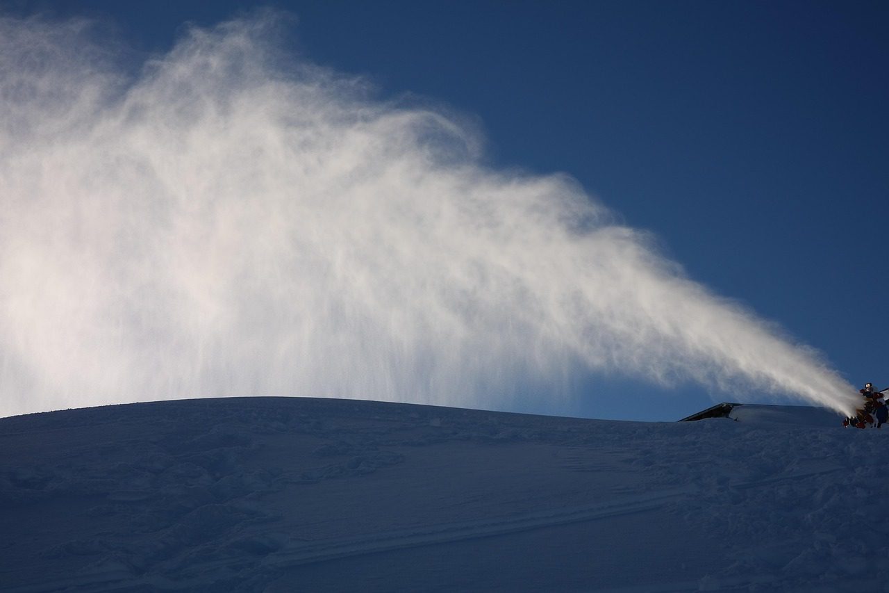 snow, sleet, spray, nature, fog, sun, backlighting, snow cannon, snowmaking