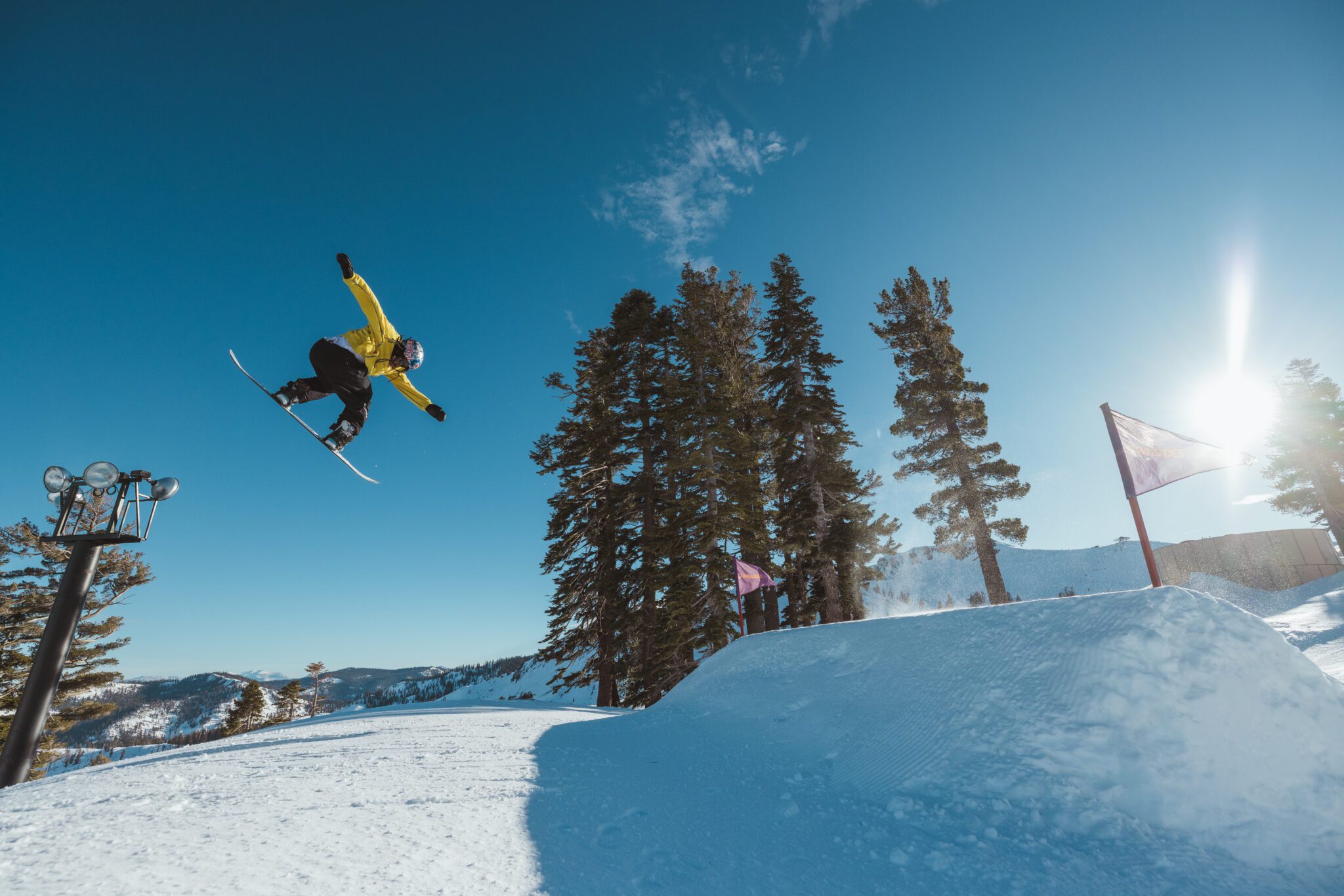 Zeb Powell lapping Belmont