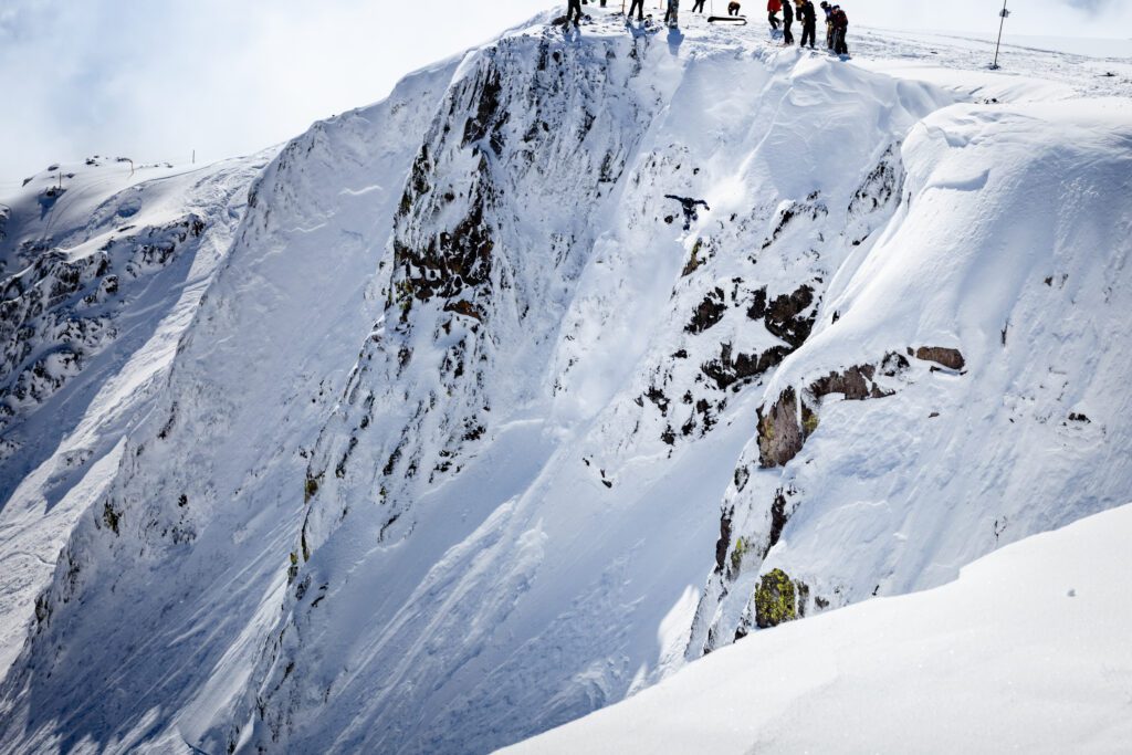 Cass Jones dropping the Palisades