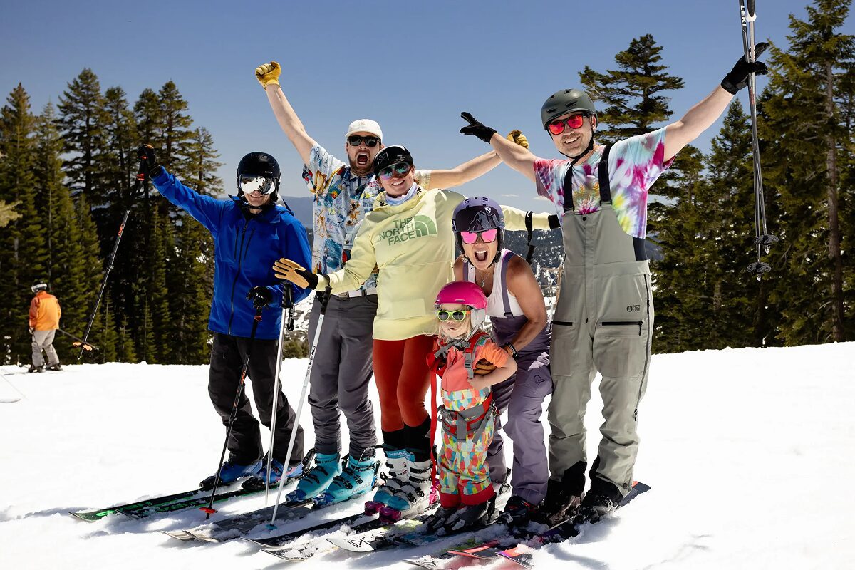 Friends & Family Blitz Skiing